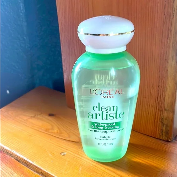 L'Oreal Paris Clean Artistle Waterproof Long Wearing Eye Makeup Remover, 4 fl oz - Picture 2 of 6